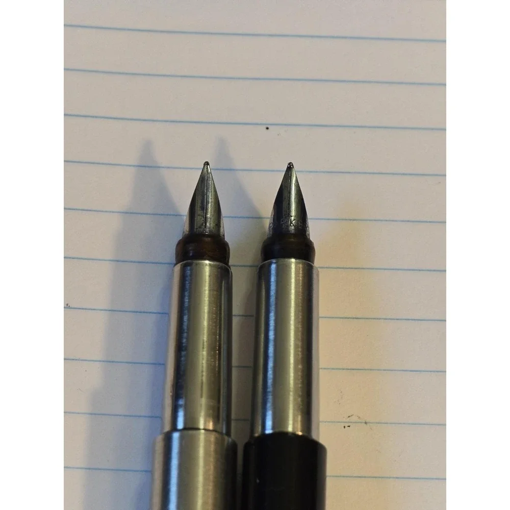 Lot 2 Vintage Parker Vector Fountain Pens Black & Stainless Steel Made In USA